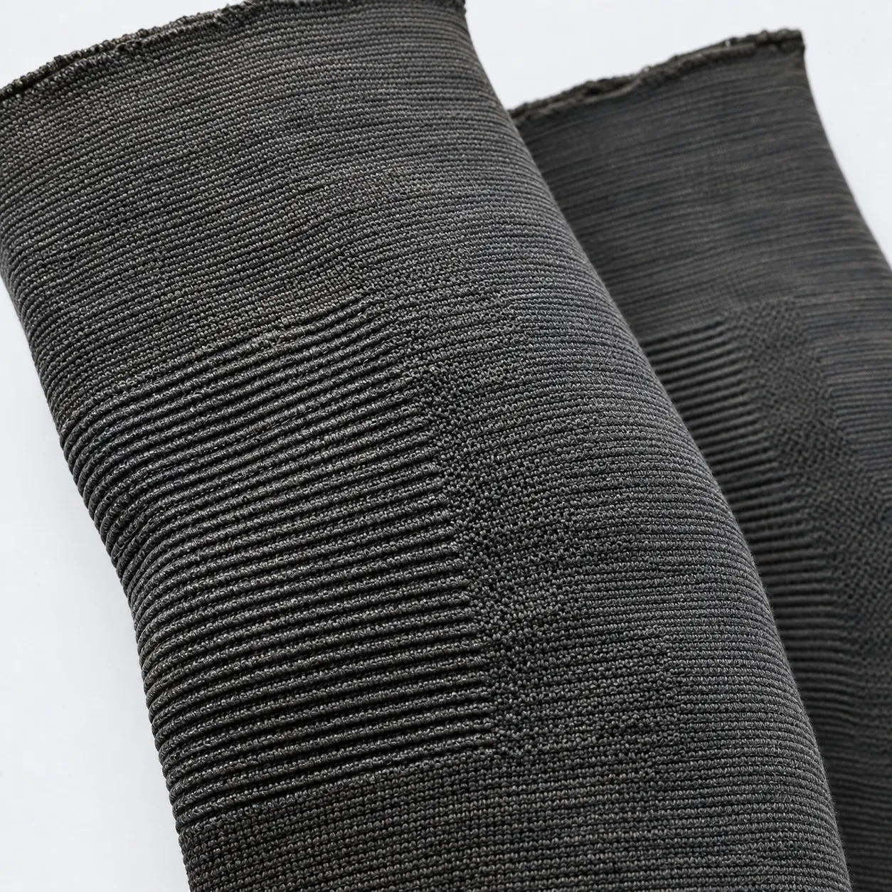Close-up of the knitted knee sleeve fabric